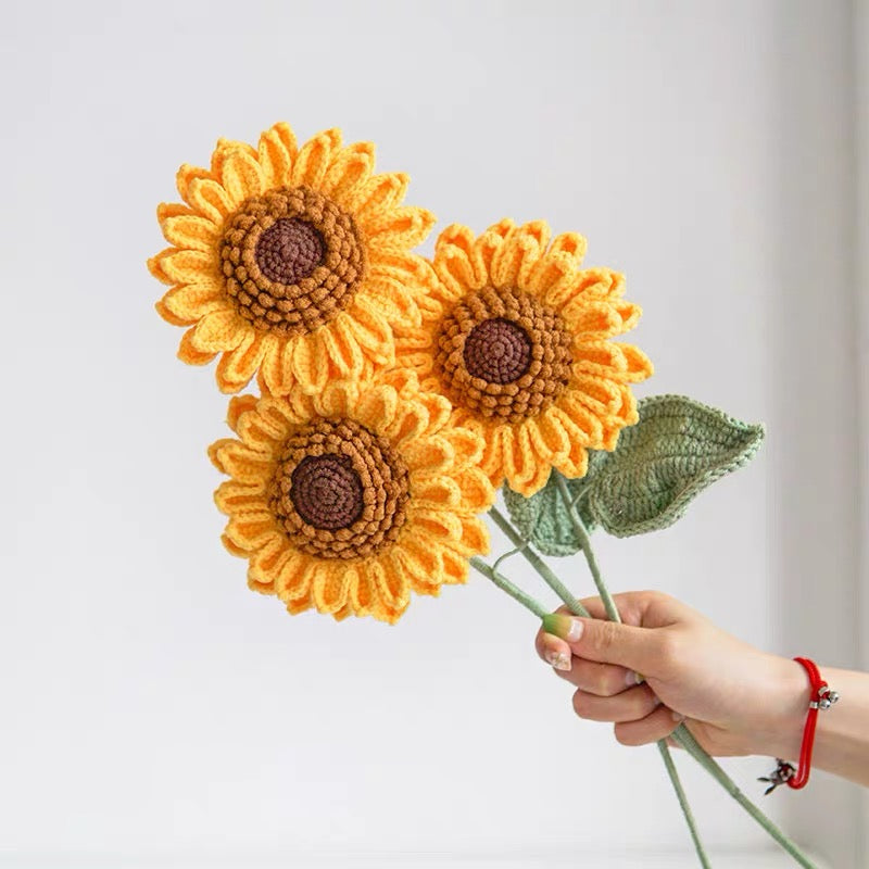 Budding Sunflower Bouquet Kit – with video pattern